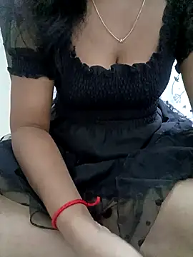 Tamil Vishalini online show from 07-20-26, 04:31