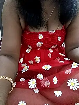 Snapshot of Tamil_Vishalini chatting on 01-18-26, 04:38 Tamil Vishalini online show from 01-18-26, 04:38