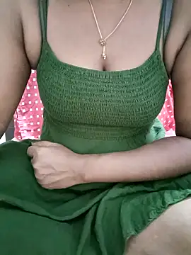 Tamil Vishalini online show from 04-15-26, 09:59