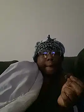 DamnBubbles online show from 01-21-25, 01:11