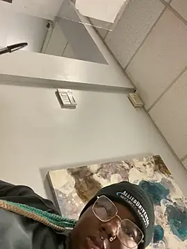 DamnBubbles online show from 01-19-25, 12:17