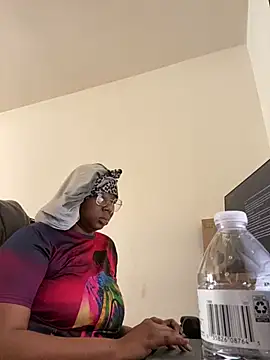 DamnBubbles online show from 02-10-25, 06:13