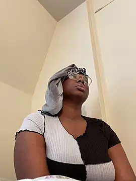 DamnBubbles online show from 01-31-25, 08:01