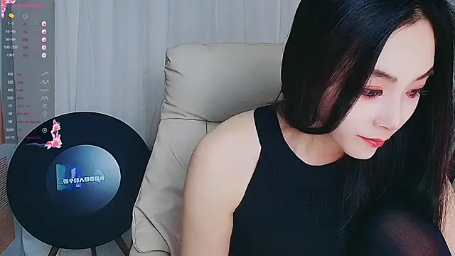 xiaotiantian-76 online show from 11-14-25, 03:54