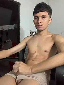 gabrielzinnnn085 online show from 06-21-26, 03:56