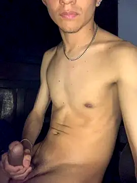 gabrielzinnnn085 online show from 09-30-25, 04:07