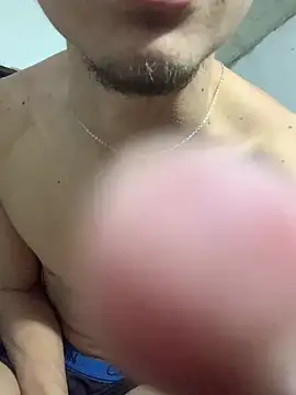 gabrielzinnnn085 online show from 07-15-26, 04:19