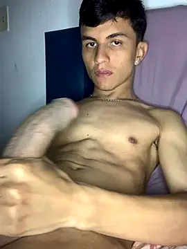 gabrielzinnnn085 online show from 09-17-25, 08:55