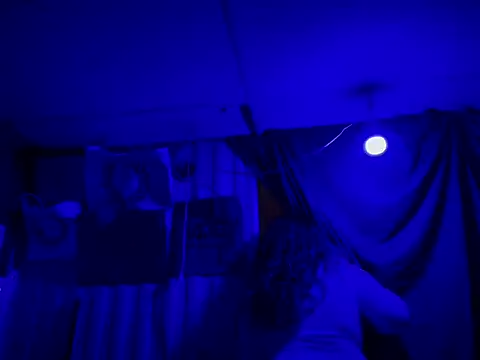 mamifresita online show from 11-14-25, 03:21