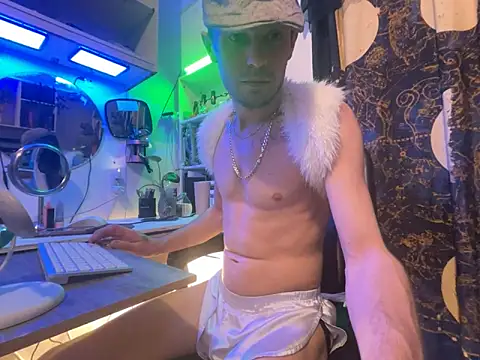 Trystan Spellman online show from 02-15-26, 06:58