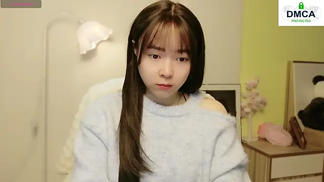 Snapshot of Chenjing0 chatting on 03-15-25, 10:13 Chenjing0 online show from 03-15-25, 10:13