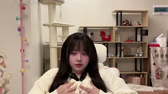 Chenjing0 online show from 03-09-26, 12:52