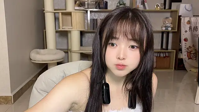 Snapshot of Chenjing0 chatting on 10-03-25, 03:02 Chenjing0 online show from 10-03-25, 03:02
