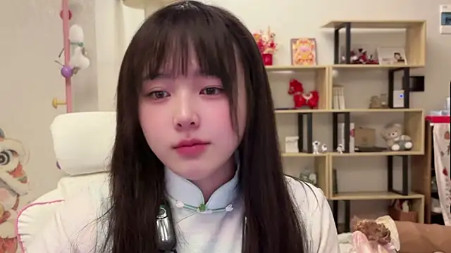 Chenjing0 online show from 02-17-26, 01:41