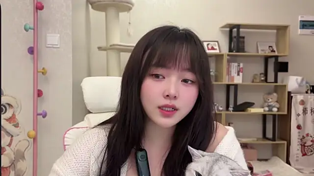 Chenjing0 online show from 11-21-25, 01:10