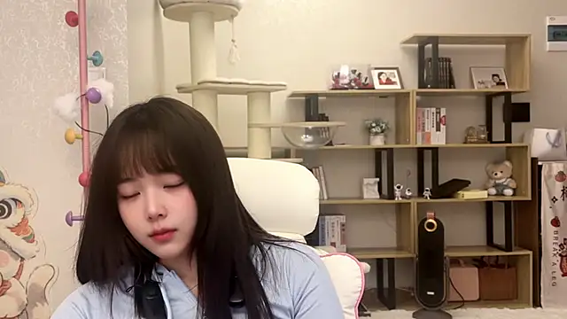 Chenjing0 online show from 11-03-25, 03:01