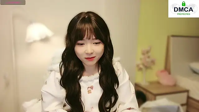 Snapshot of Chenjing0 chatting on 01-18-25, 10:06 Chenjing0 online show from 01-18-25, 10:06