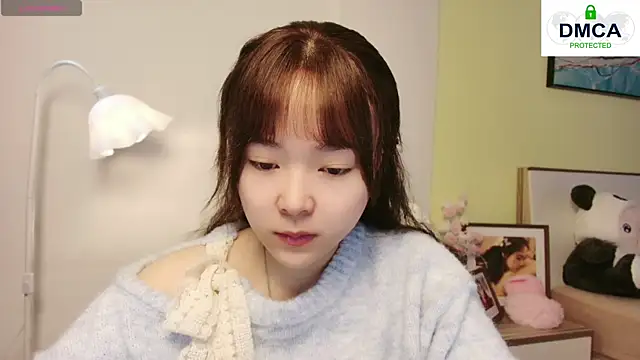 Snapshot of Chenjing0 chatting on 02-14-25, 04:58 Chenjing0 online show from 02-14-25, 04:58
