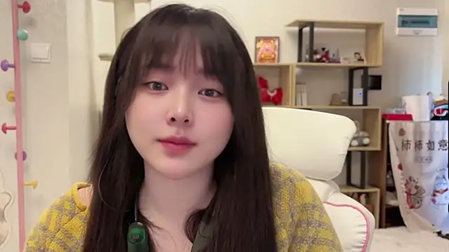 Chenjing0 online show from 02-22-26, 04:26