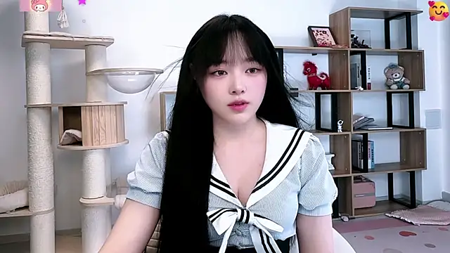 Snapshot of Chenjing0 chatting on 07-04-26, 12:32 Chenjing0 online show from 07-04-26, 12:32