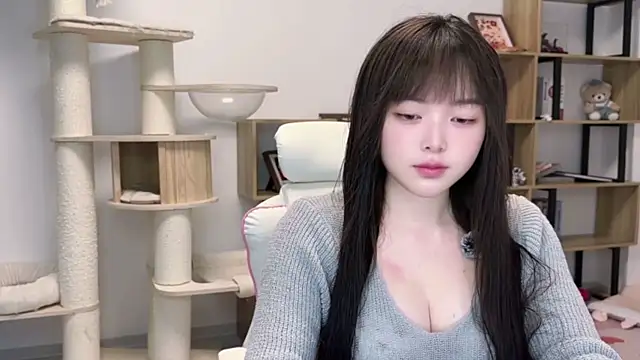 Chenjing0 online show from 05-11-26, 12:17
