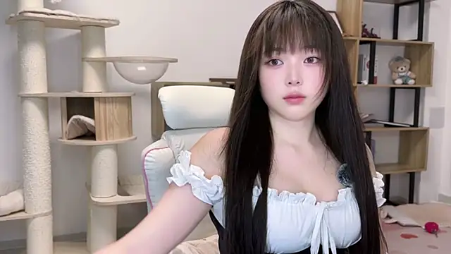 Chenjing0 online show from 05-19-26, 12:34