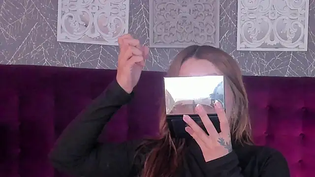 LiaCathaleya online show from 04-14-26, 08:25