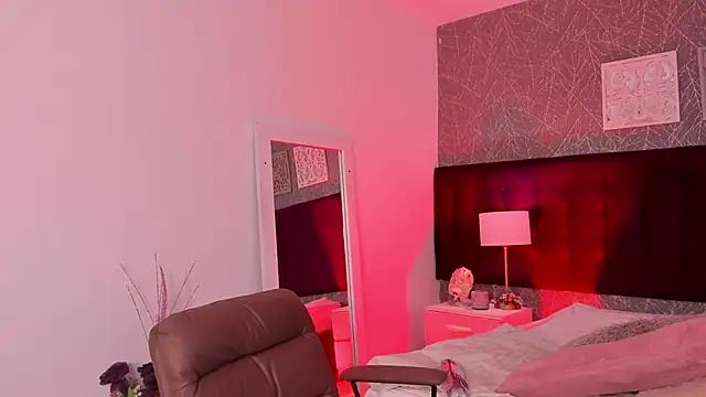 LiaCathaleya online show from 01-13-26, 08:24