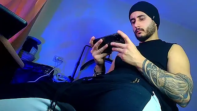 Snapshot of XanderCage99 chatting on 02-07-26, 09:39 XanderCage99 online show from 02-07-26, 09:39