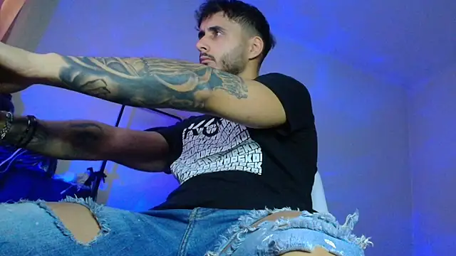 XanderCage99 online show from 11-26-25, 08:47