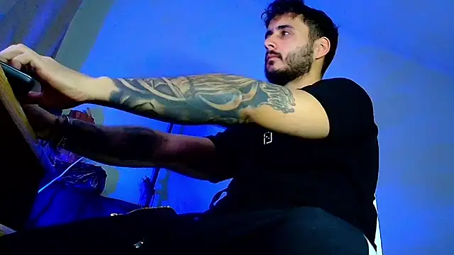 XanderCage99 online show from 12-17-25, 07:19