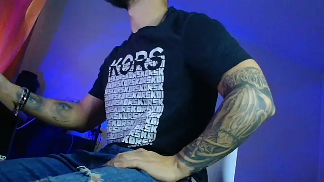 XanderCage99 online show from 11-04-25, 08:07