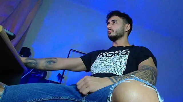 XanderCage99 online show from 12-04-25, 06:34