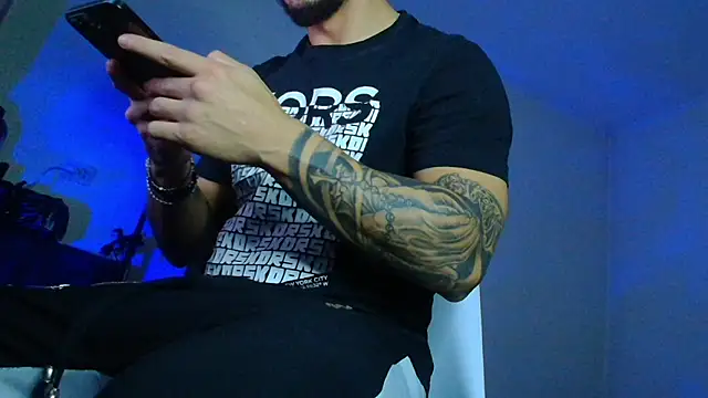 XanderCage99 online show from 11-14-25, 05:11