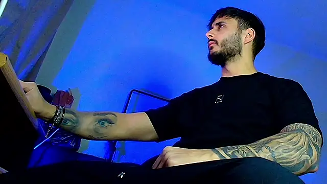 XanderCage99 online show from 12-16-25, 03:38