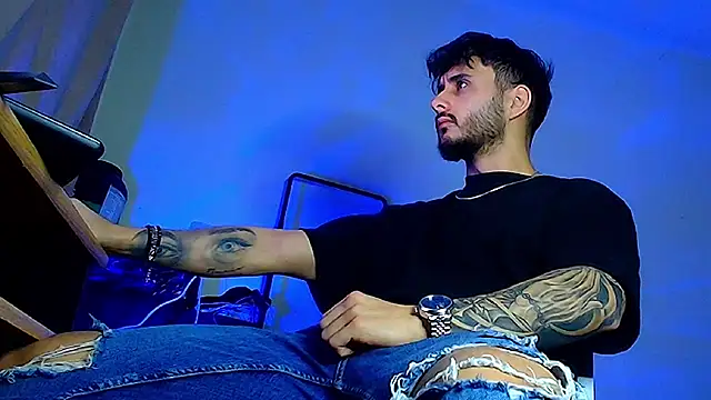 Snapshot of XanderCage99 chatting on 02-26-26, 10:10 XanderCage99 online show from 02-26-26, 10:10