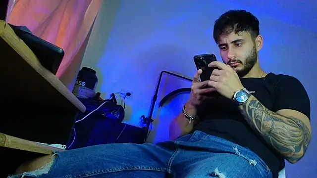 XanderCage99 online show from 11-01-25, 08:30