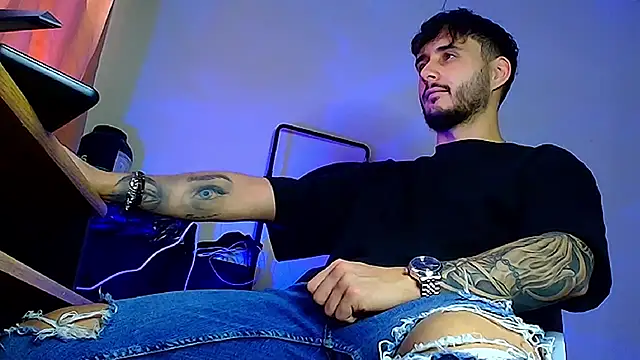 Snapshot of XanderCage99 chatting on 02-22-26, 12:51 XanderCage99 online show from 02-22-26, 12:51