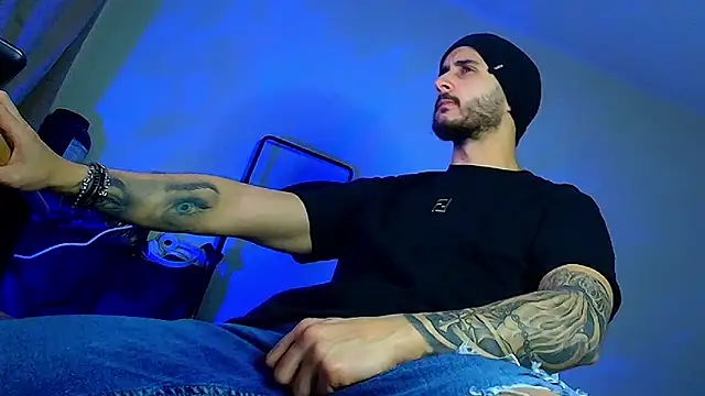 Snapshot of XanderCage99 chatting on 02-04-26, 05:08 XanderCage99 online show from 02-04-26, 05:08