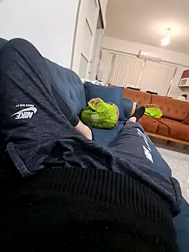 Snapshot of merty2233 chatting on 01-10-25, 03:58 merty2233 online show from 01-10-25, 03:58