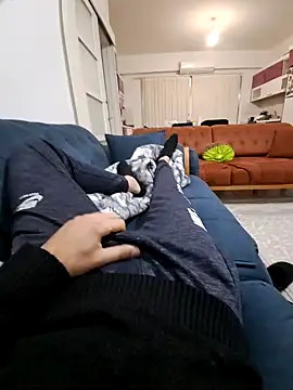 Snapshot of merty2233 chatting on 01-10-25, 10:46 merty2233 online show from 01-10-25, 10:46