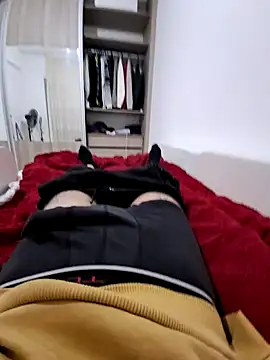 Snapshot of merty2233 chatting on 01-26-25, 01:20 merty2233 online show from 01-26-25, 01:20