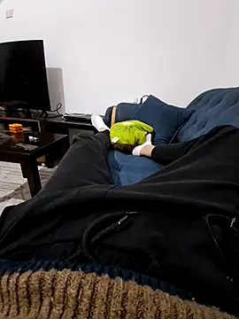 Snapshot of merty2233 chatting on 12-30-24, 11:28 merty2233 online show from 12-30-24, 11:28