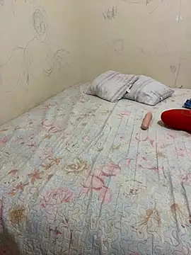 julianabun online show from 02-03-25, 12:58