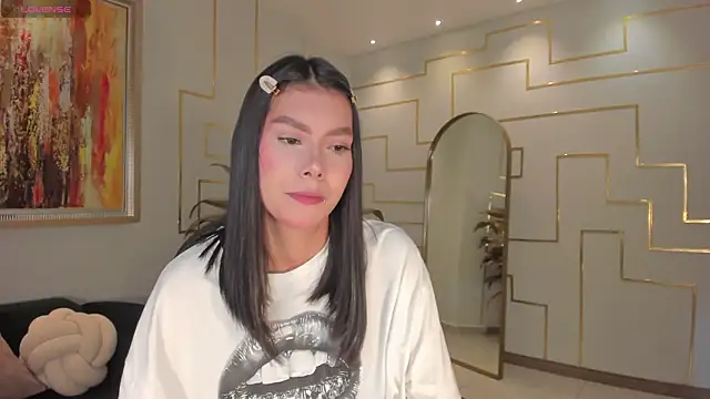 NiaSalvatore online show from 02-28-26, 02:33