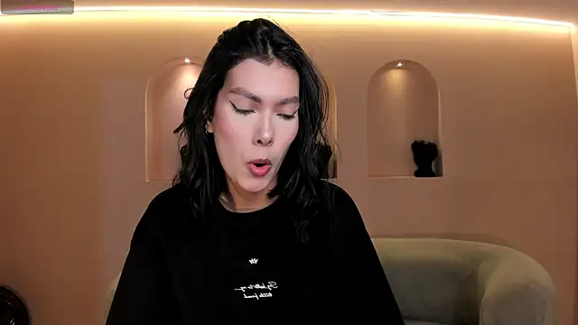 NiaSalvatore online show from 09-14-25, 04:29