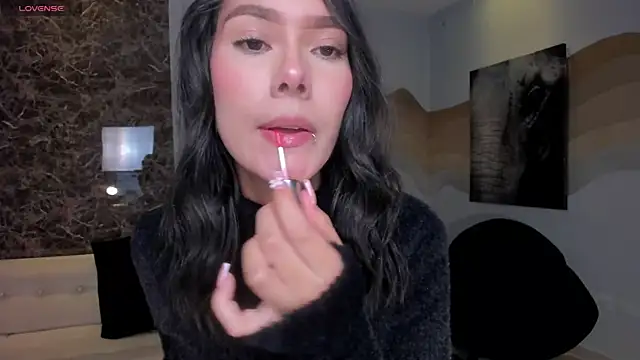 NiaSalvatore online show from 02-11-26, 05:07