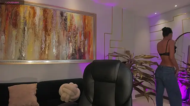 NiaSalvatore online show from 02-26-26, 03:28