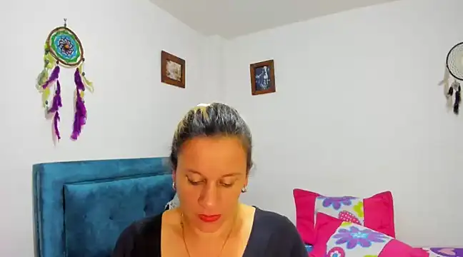 sofi saliva2511 online show from 03-02-25, 12:09