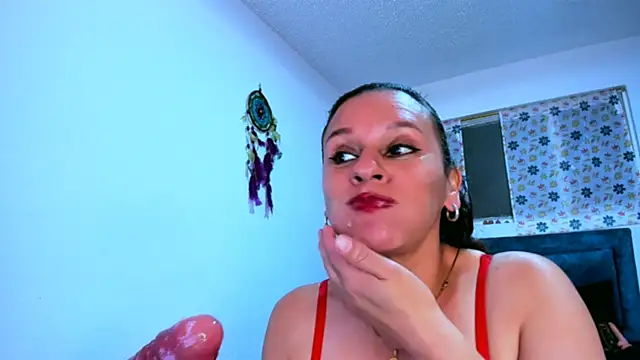 sofi saliva2511 online show from 10-06-25, 07:03